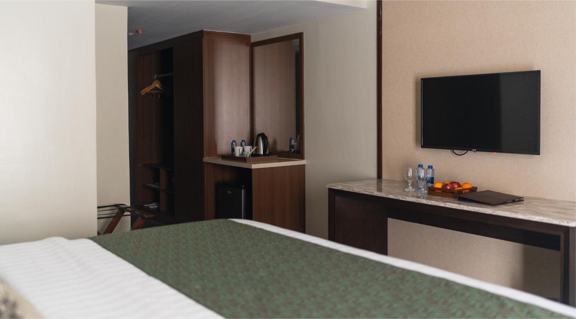 Canyon Hotels & Resorts Boracay Balabag  Exterior foto